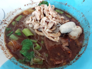 ก๋วยเตี๋ยวเรือขุนทอง