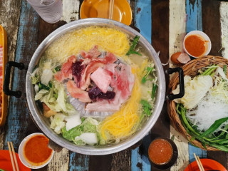 บ้านต่อหมูกะทะ