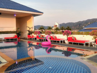 Swissotel Patong Beach Resort