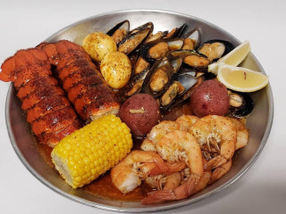 Hook Reel Cajun Seafood