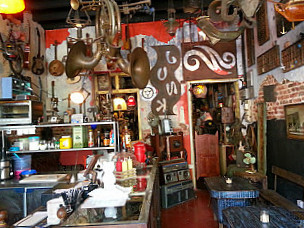 Junk Cafe