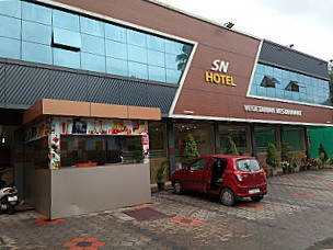 Sn