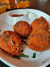 Momo Nation Cafe