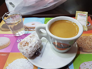 Cafe Donuts