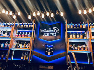 Hook Pub N Kitchen