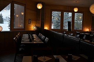 restaurant image