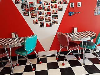 restaurant image