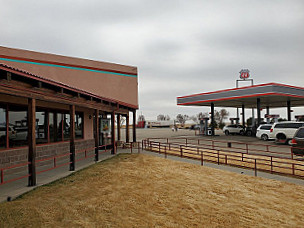 Russell's Truck Travel Center