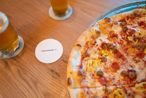 Protagonist Beer Pizza