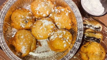 6 Deep-Fried Oreos