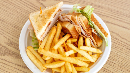 1 Club Sandwich, 2Nd Club Sandwich For Half Price