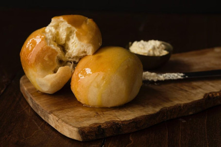 Mezza Dozzina Di Rotoli Di Lievito Fatti Da Zero