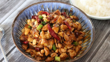 35. Pollo Kung Pao