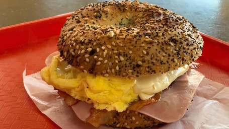 Tutto Bagel Sandwich