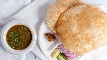 Chole Poori (4)