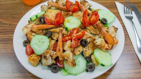 Chicken Shrimp Garden Salad