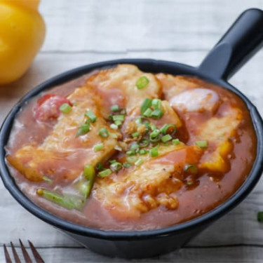 Pesce Fritto In Padella In Salsa Schezwan