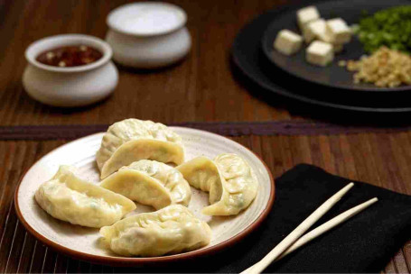 Paneer Momos Al Vapore (6 Pezzi)