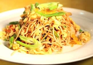 Egg Hakka Noodles (Dry)