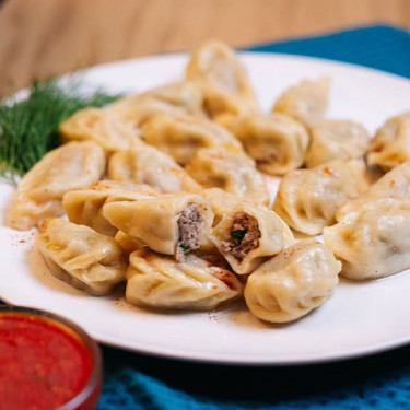 Pollo Formaggio Momo