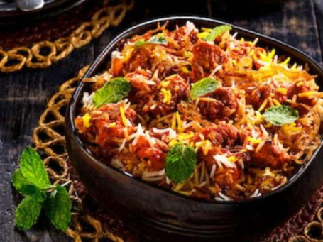 Malamaal Murg Dum Biryani [1/2 Kg] Per 1-2 Porzioni