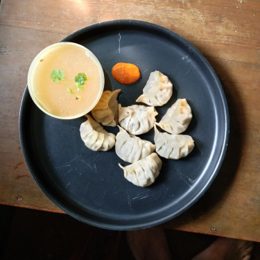 Mix Veg Steamed Momo [8Pcs]