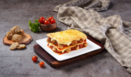 Lasagne Di Sovraccarico Di Pollo