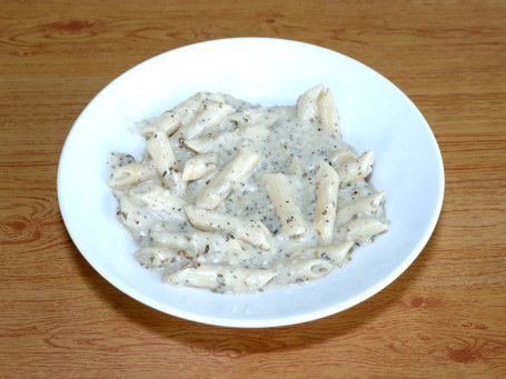 Alfredo Pasta (Salsa Bianca)