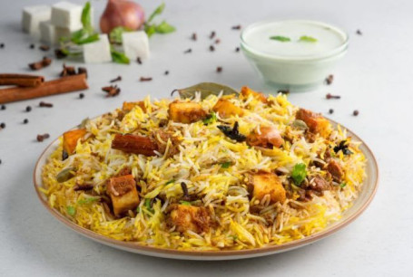 Hyderabadi Dum Paneer Biryani (1 Porzione)