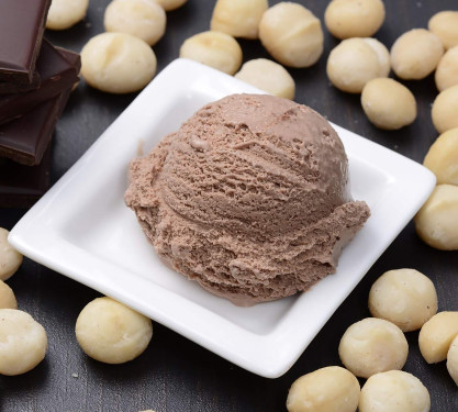 Chocolate Macademia (500 Ml Ice Cream)