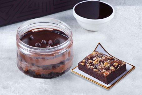 Death By Chocolate Cake Jar Nocciola Brownie Combo