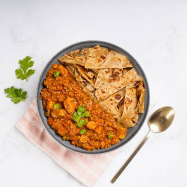 Ciotola Paratha Di Pollo Tawa