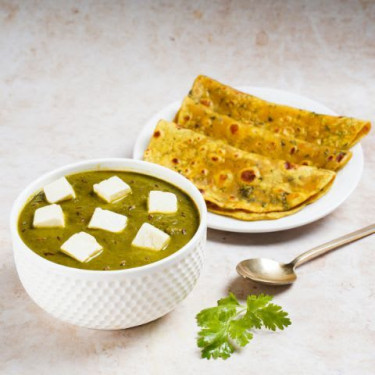 Palak Paneer Con Thepla