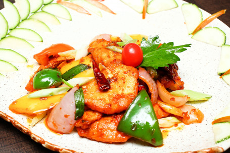 Pan Fried Chilli Fish Dry (6 Pcs)