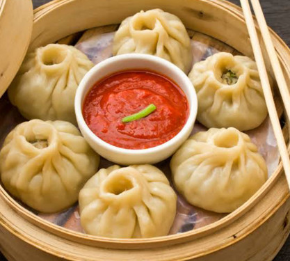 Veg Momos [4 Pieces]