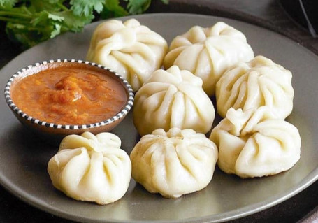 Veg Momos [8 Pezzi]