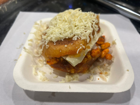 Dabeli Al Burro Di Formaggio