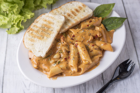 Penne In Scelta Di Salsa