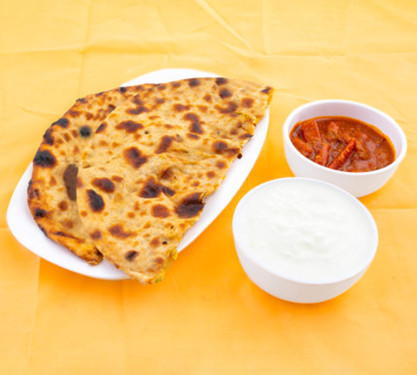 Paneer Paratha(With Curd Pickle)