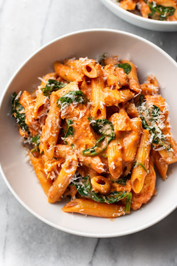 Penne Pasta In Red Sauce Chicken