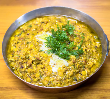 Boneless Egg Chicken Tarka