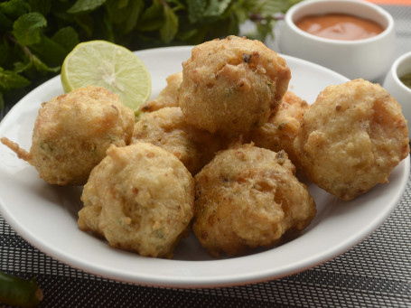 Fried Prawns Balls (8 Pcs)