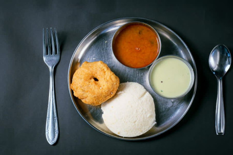 Idli Mendu Vada Sambar