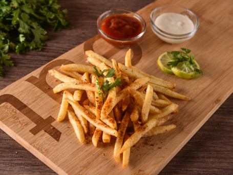 Flavoured Fries With Cheese Mayo Dip