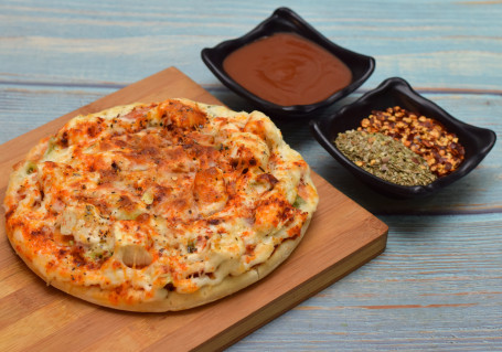 6 Chicken Paneer Cheese Pizza