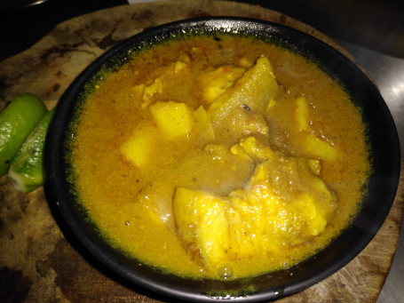 Pork With Bamboo Shoots Curry