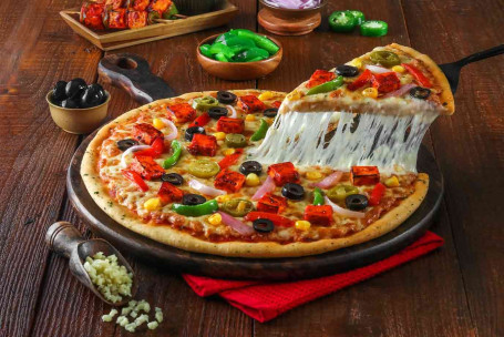 Maharaja Veg Cheese Burst Pizza Pizza (Media)