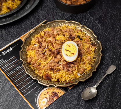 Awadhi Chicken Keema Biryani