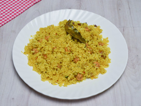 Moti Pulao With Small Chicken Balls