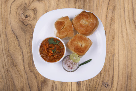 Onion Pav Bhaji 3 Pcs)